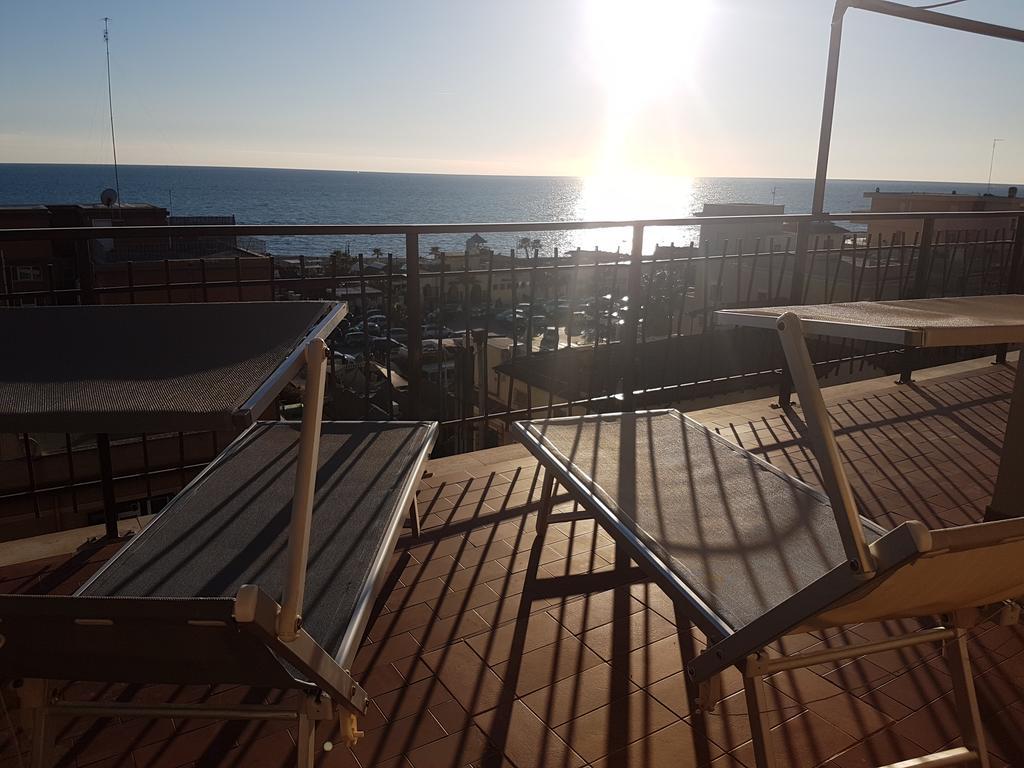 Mary'S Penthouse Apartman Lido di Ostia Kültér fotó