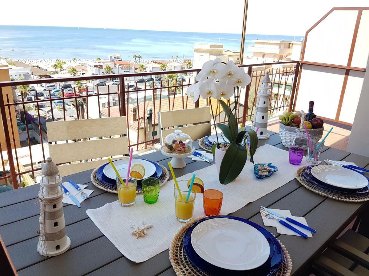 Mary'S Penthouse Apartman Lido di Ostia Kültér fotó