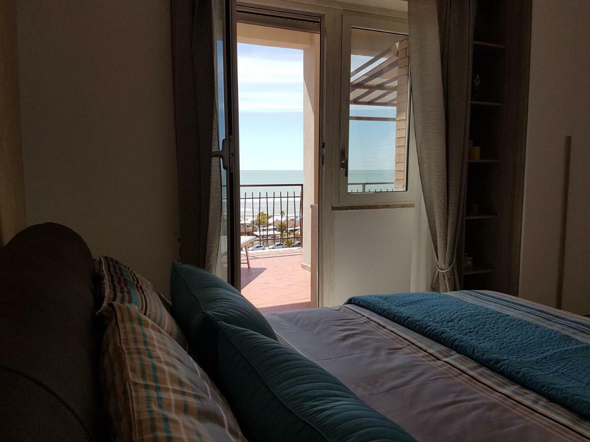 Mary'S Penthouse Apartman Lido di Ostia Kültér fotó